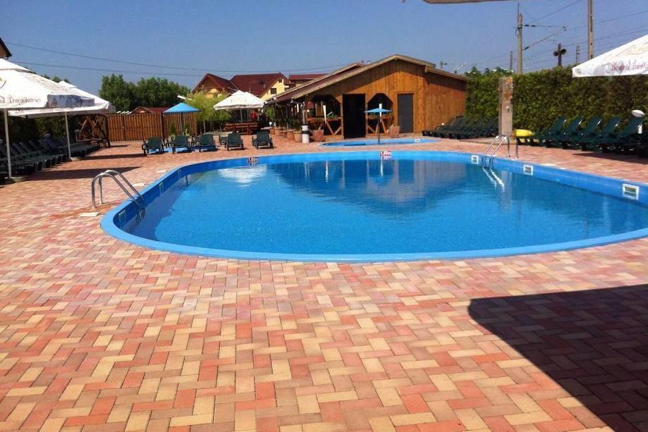 Hotel Denis Danes Bagian luar foto